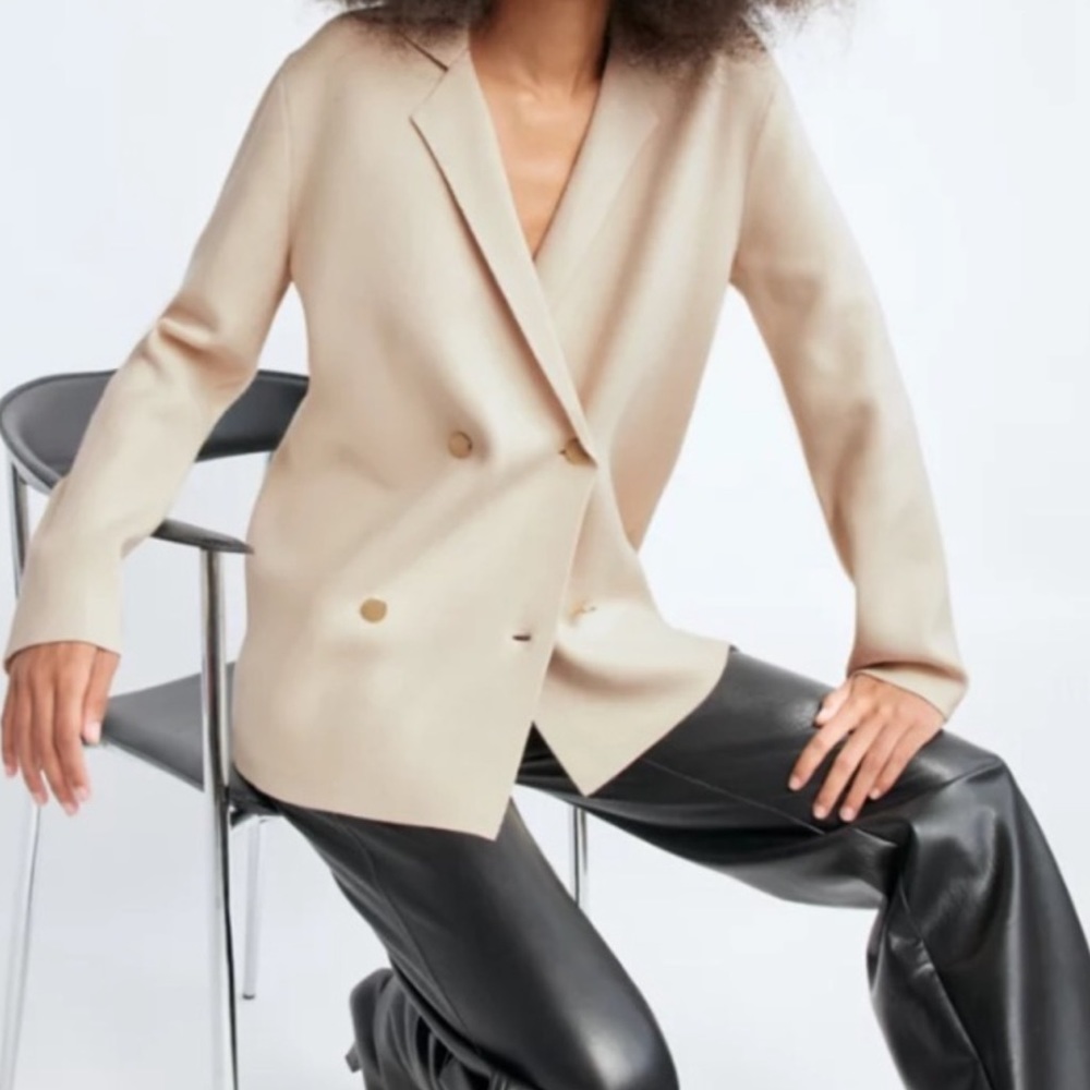 Aritzia Espace Cardigan blazer - mint condition